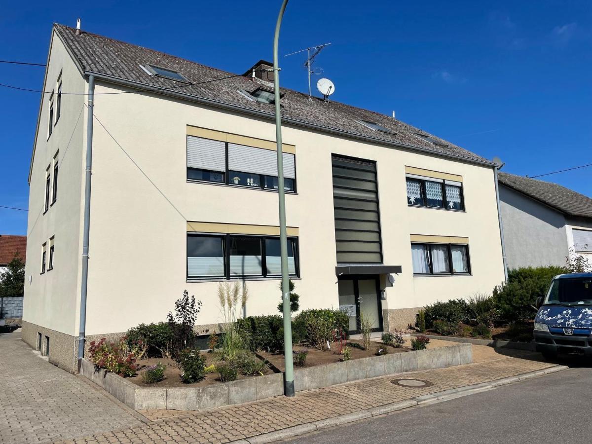 Saarland Appartements Wadgassen Eksteriør billede